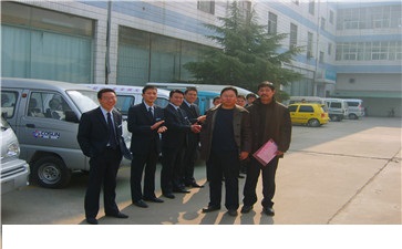 襄垣尹老板與鄭州超前漆共創(chuàng)輝煌！